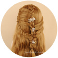 Handmade wedding hairpins for bridal which made by pearls and rhinestones